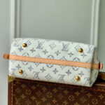 Louis Vuitton CarryAll PM M24707 Cream